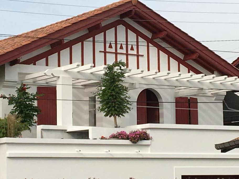 Appartement En Rez De Jardin Ciboure Εξωτερικό φωτογραφία
